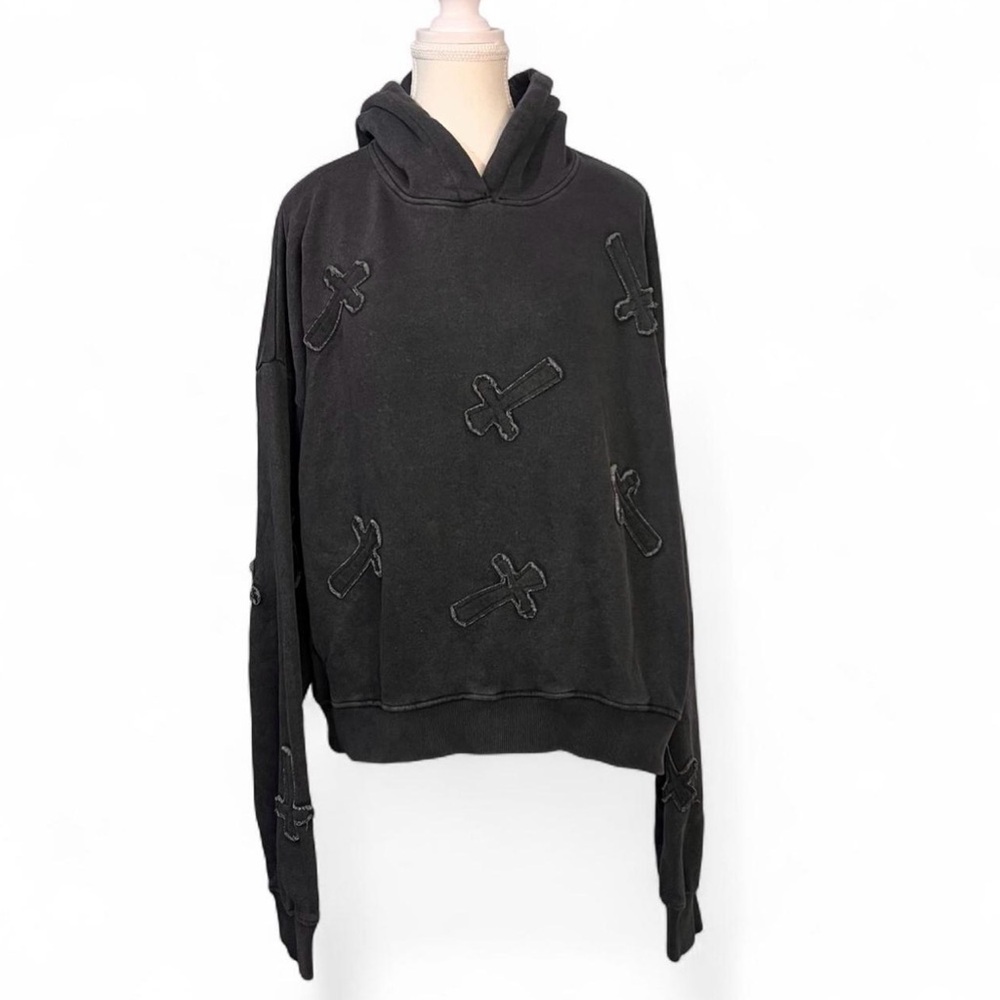 Daisy Street Black washed pullover hoodie with embroidered details Size Large